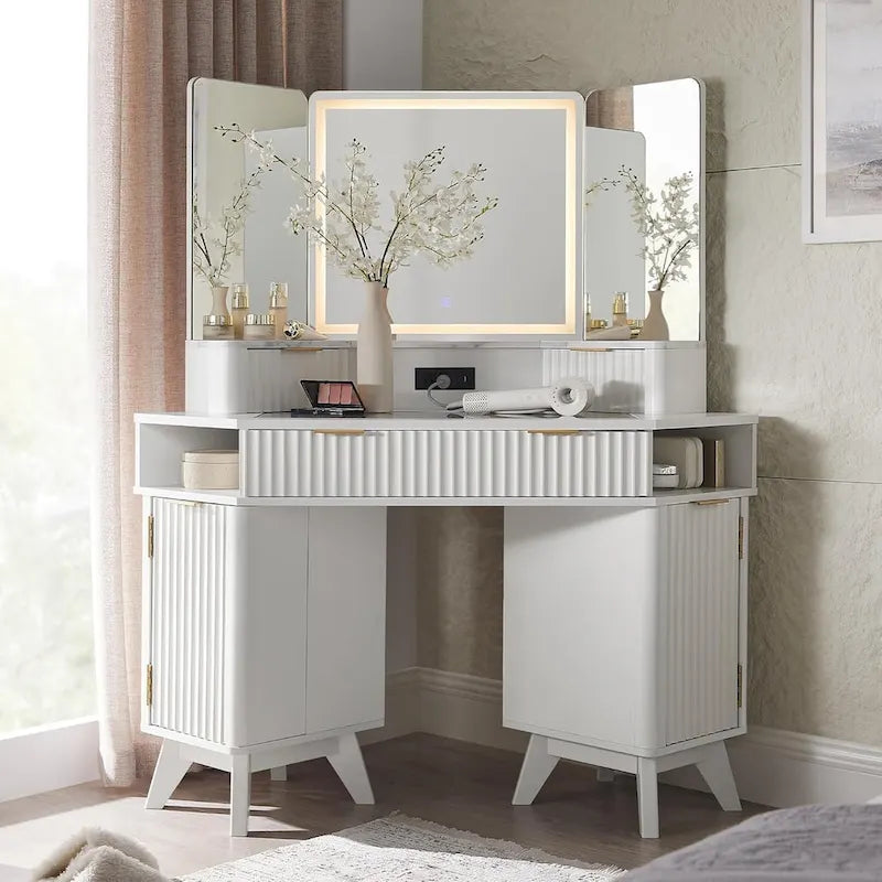 Coiffeuse moderne cannelée avec miroir éclairé 3 voies