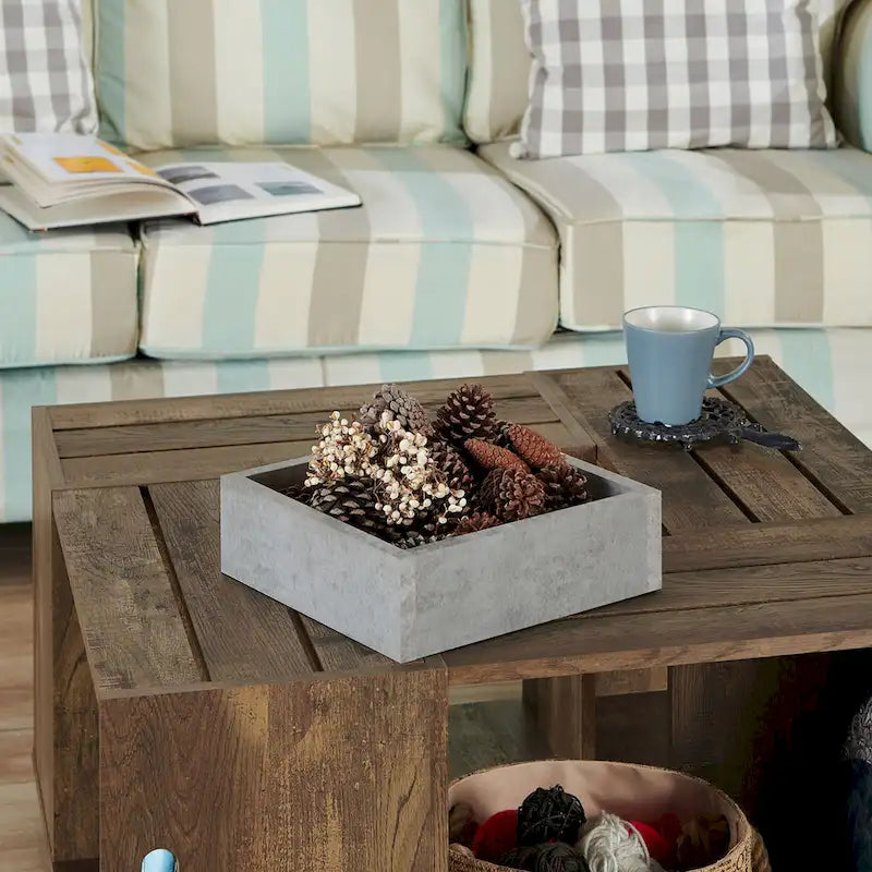 Table basse mobile avec étagères ouvertes