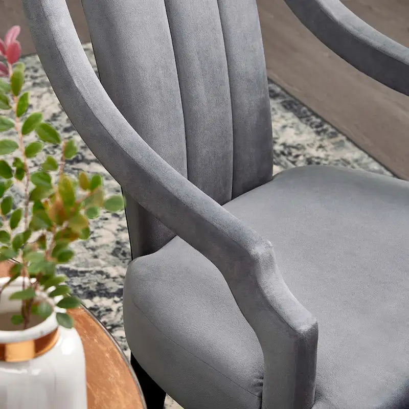 Chaises de salle à manger en velours - Deux chaises par ensemble