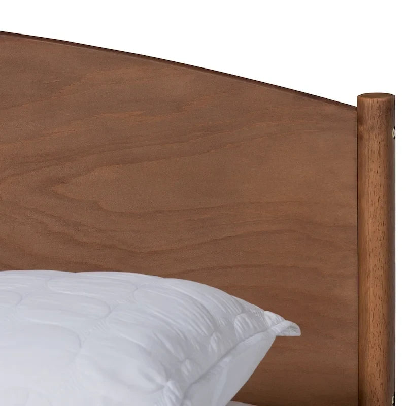 Lit plateforme en bois massif de style moderne