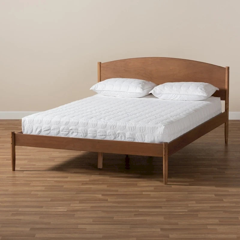 Lit plateforme en bois massif de style moderne